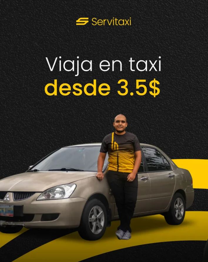 Conductor de ServiTaxi junto a su unidad, tarifa urbana desde 3.5$